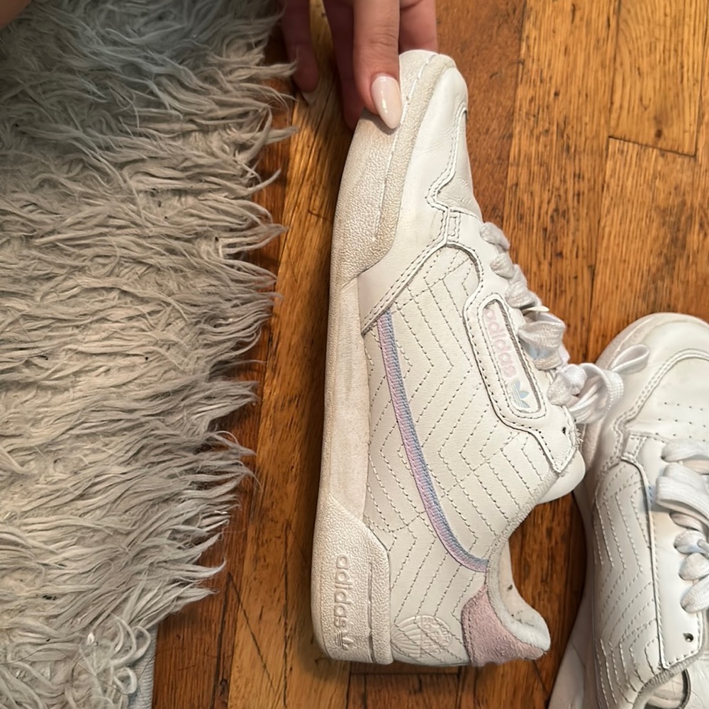 Adidas size 6 sneakers wore three times still good condition